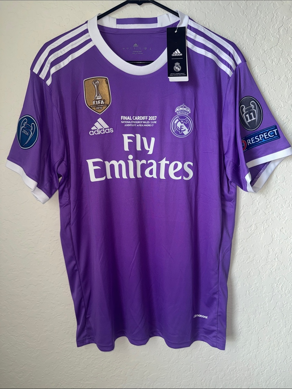 ✅NWT Men Adidas Real Madrid Soccer Jersey Size L